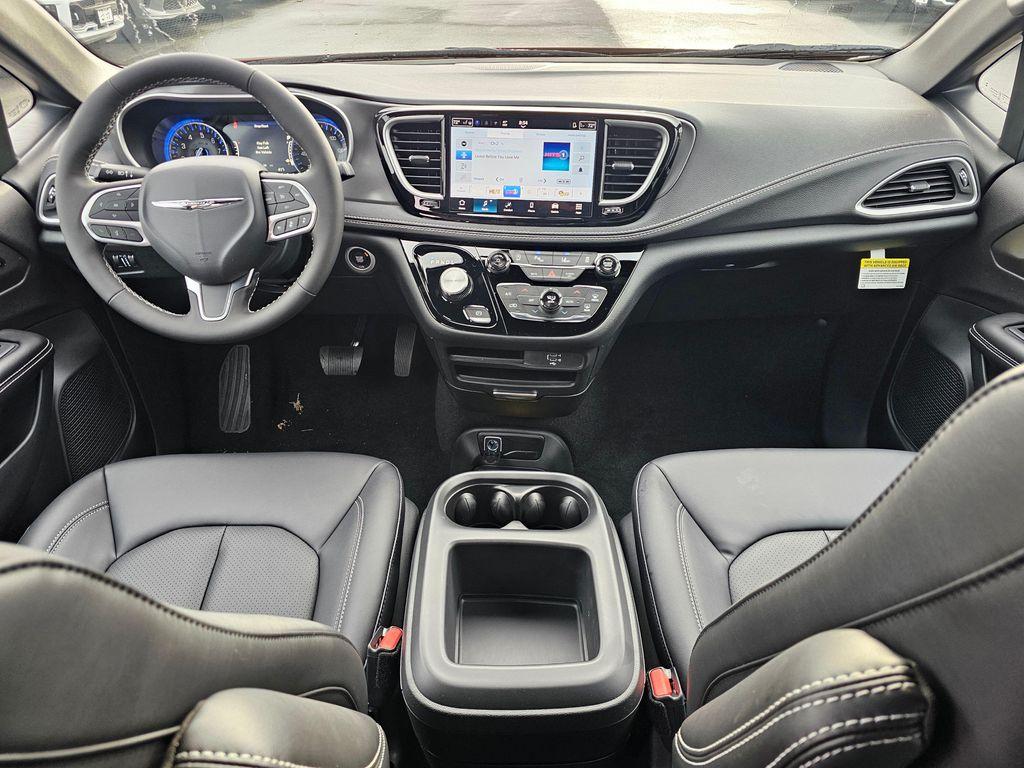 new 2026 Chrysler Pacifica car, priced at $39,640
