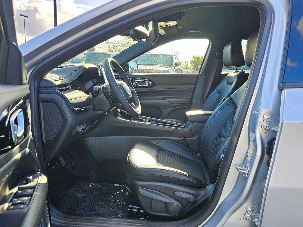 new 2026 Jeep Compass car, priced at $25,805