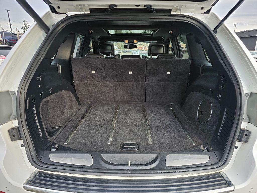 used 2015 Jeep Grand Cherokee car, priced at $14,636