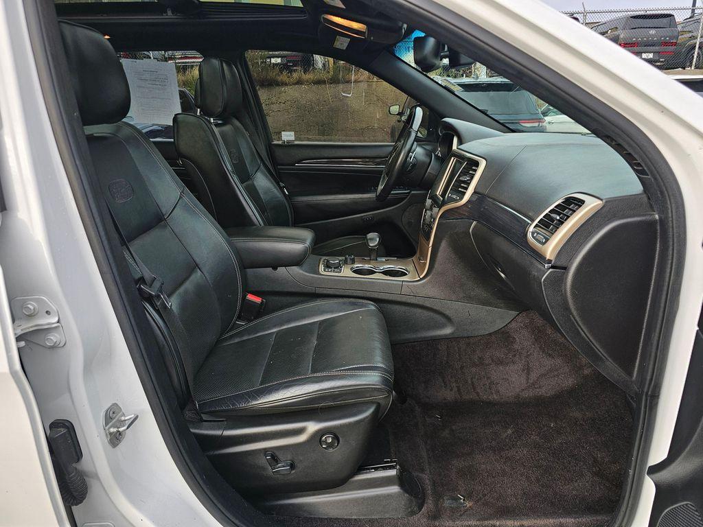 used 2015 Jeep Grand Cherokee car, priced at $14,636