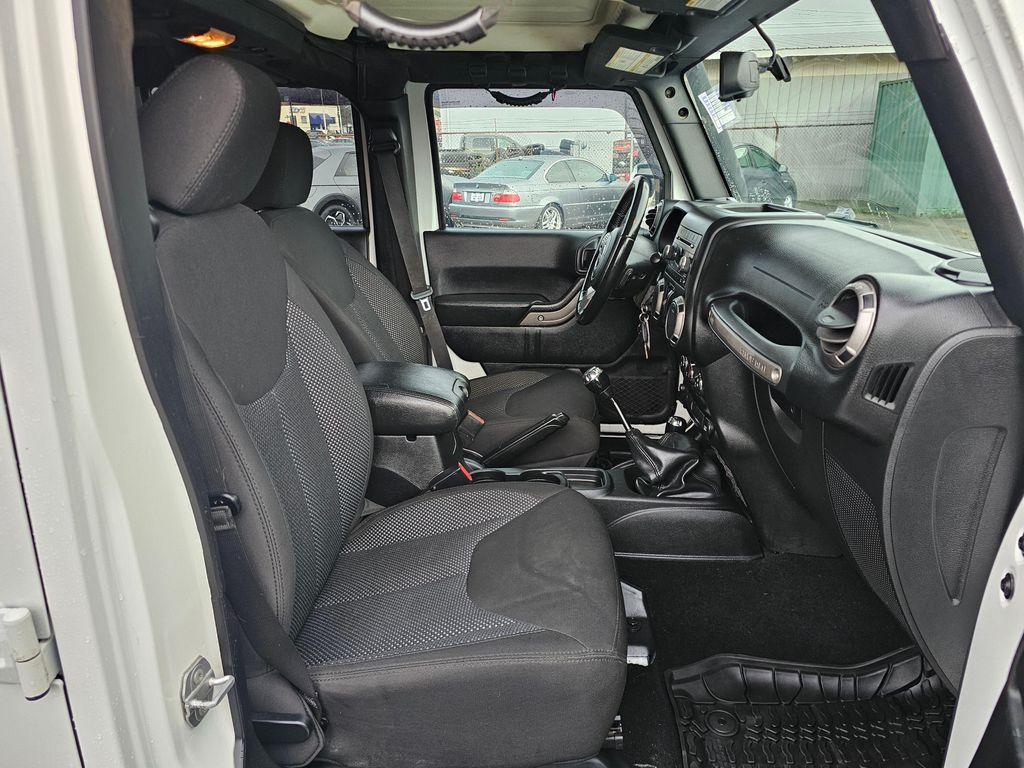 used 2016 Jeep Wrangler Unlimited car, priced at $15,278