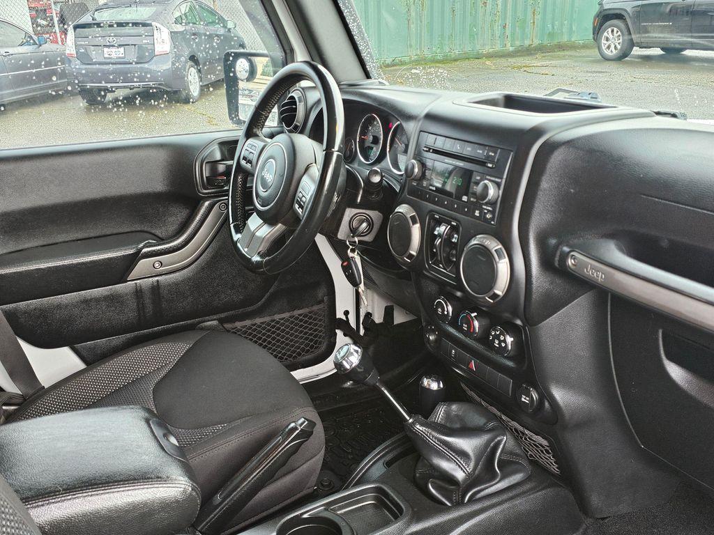 used 2016 Jeep Wrangler Unlimited car, priced at $15,278