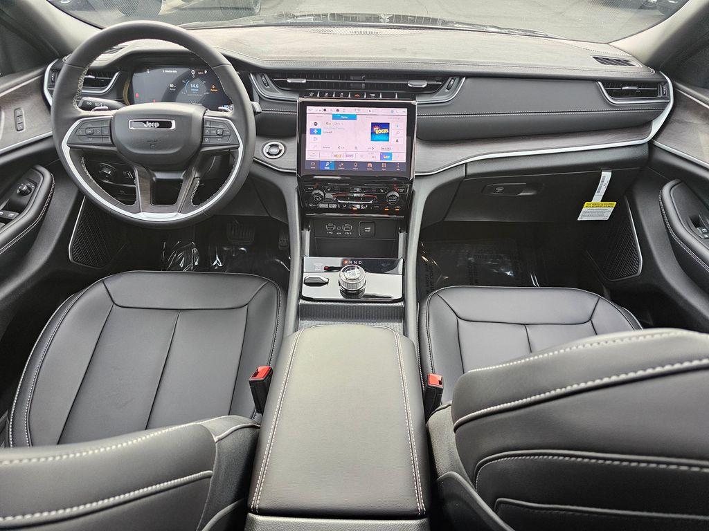 new 2025 Jeep Grand Cherokee L car, priced at $44,333