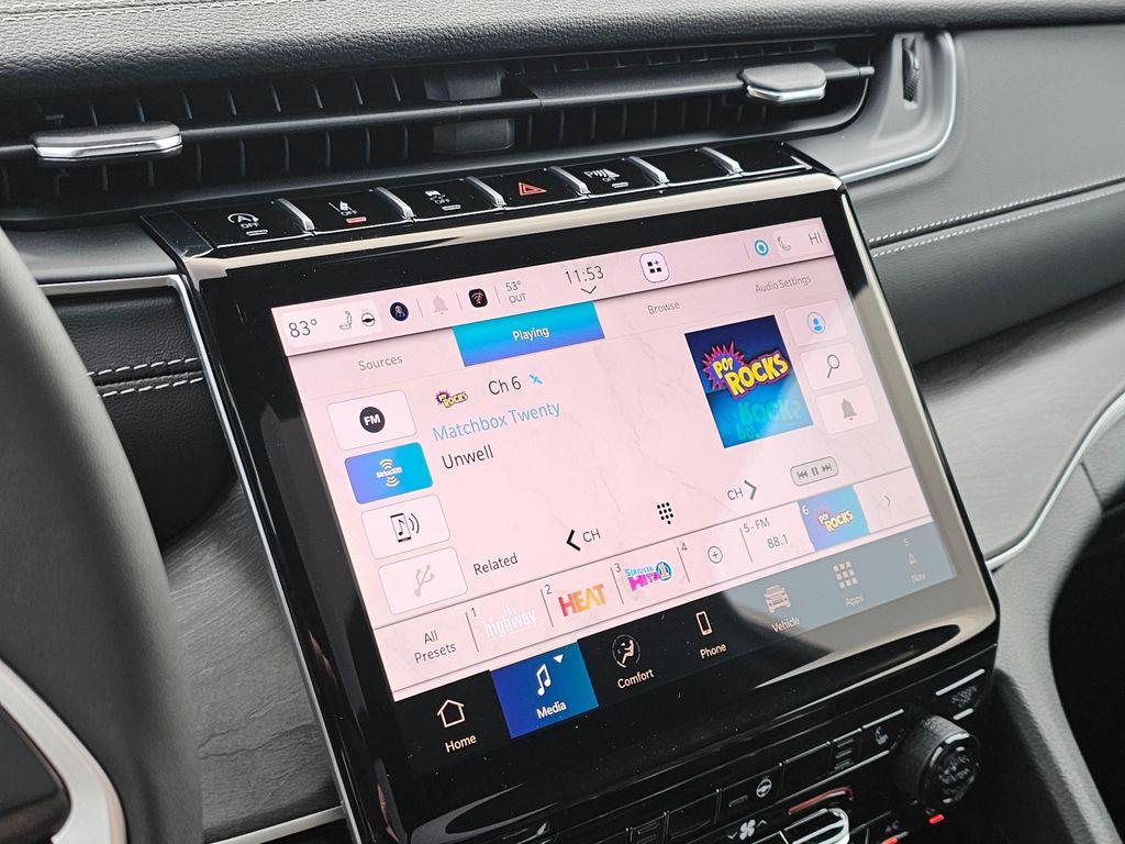 new 2025 Jeep Grand Cherokee L car, priced at $44,333