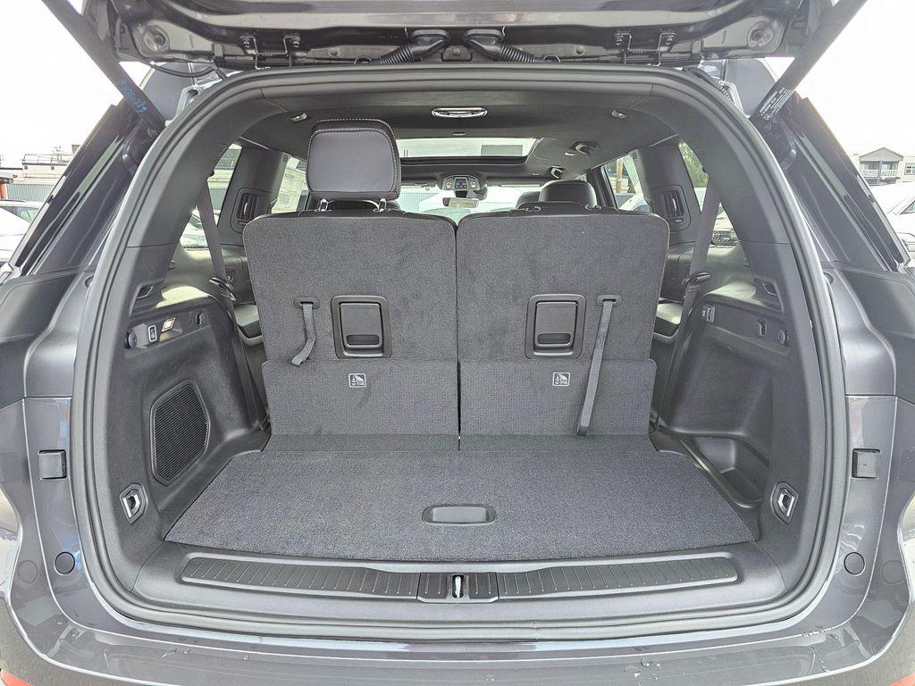 new 2025 Jeep Grand Cherokee L car, priced at $44,333