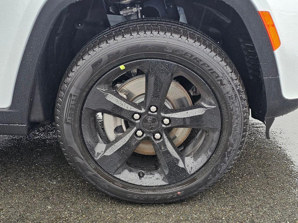 new 2026 Jeep Grand Cherokee L car, priced at $50,248