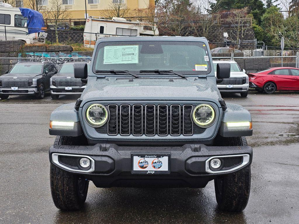 new 2026 Jeep Gladiator car, priced at $46,875