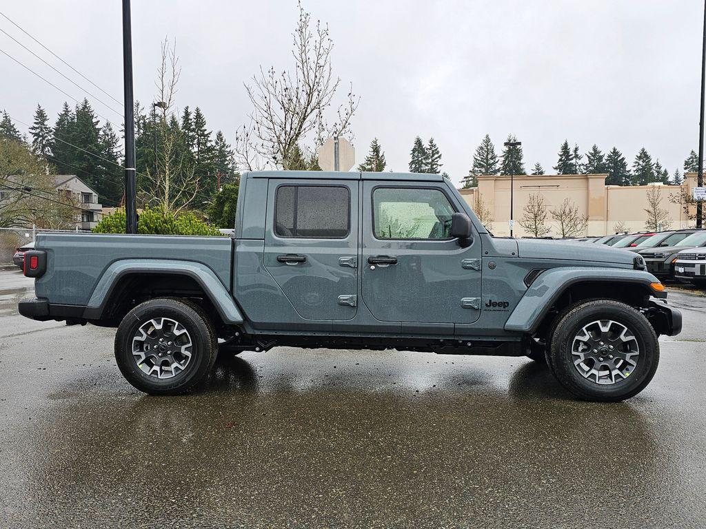 new 2026 Jeep Gladiator car, priced at $46,875