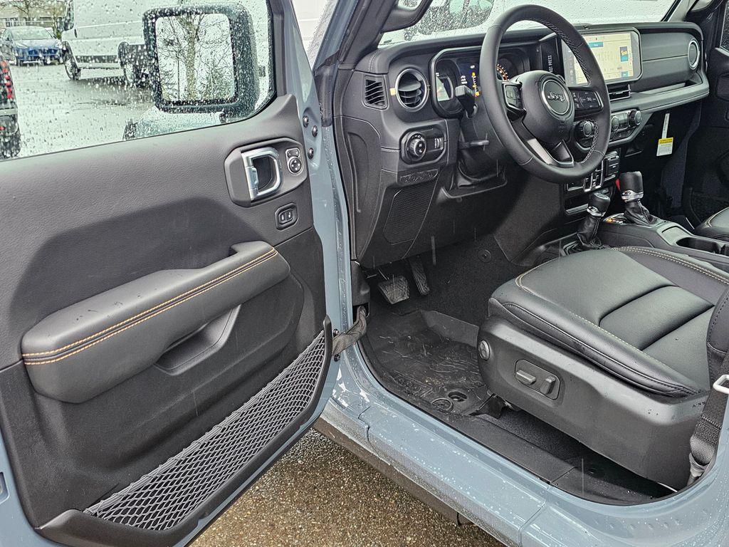 new 2026 Jeep Gladiator car, priced at $46,875