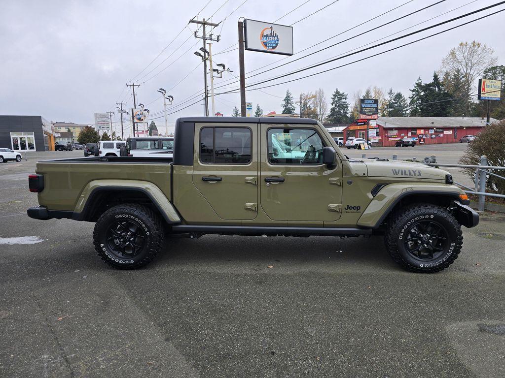 new 2025 Jeep Gladiator car, priced at $51,975