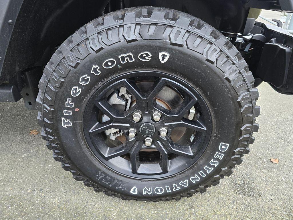 new 2025 Jeep Gladiator car, priced at $51,975