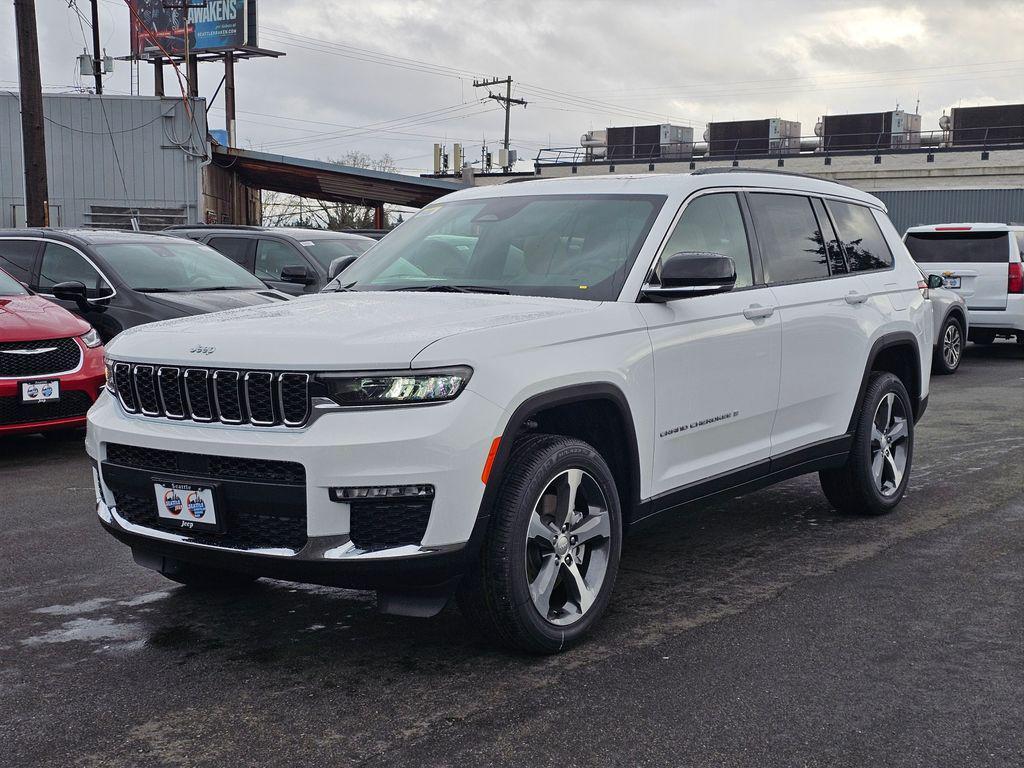 new 2025 Jeep Grand Cherokee L car, priced at $45,017