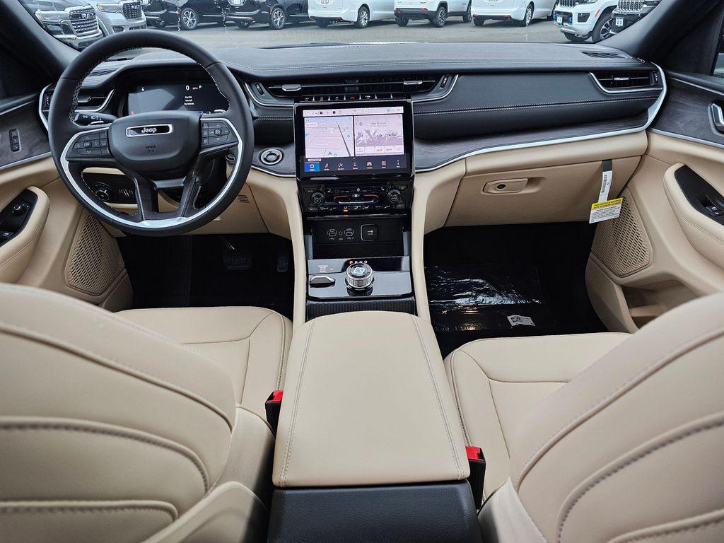 new 2025 Jeep Grand Cherokee L car, priced at $44,640