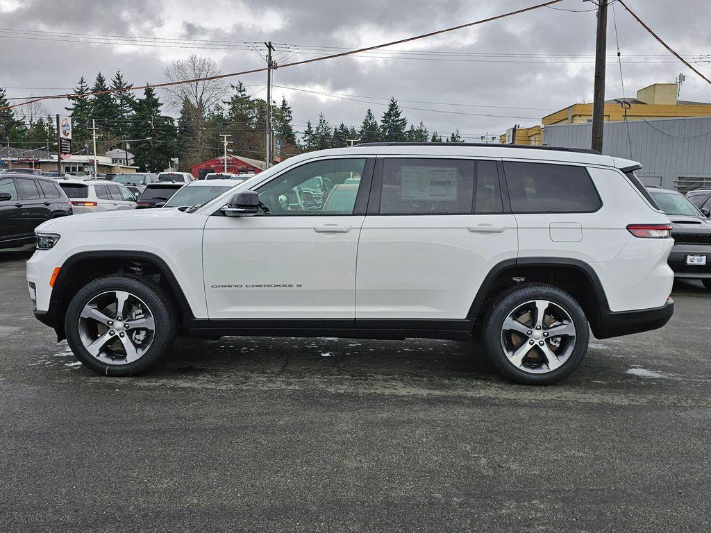 new 2025 Jeep Grand Cherokee L car, priced at $44,640