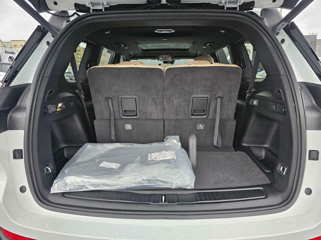 new 2025 Jeep Grand Cherokee L car, priced at $45,017