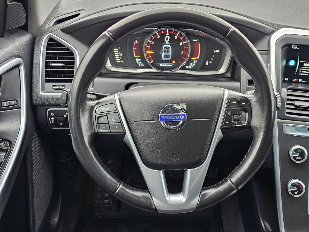 used 2015 Volvo XC60 car, priced at $13,995