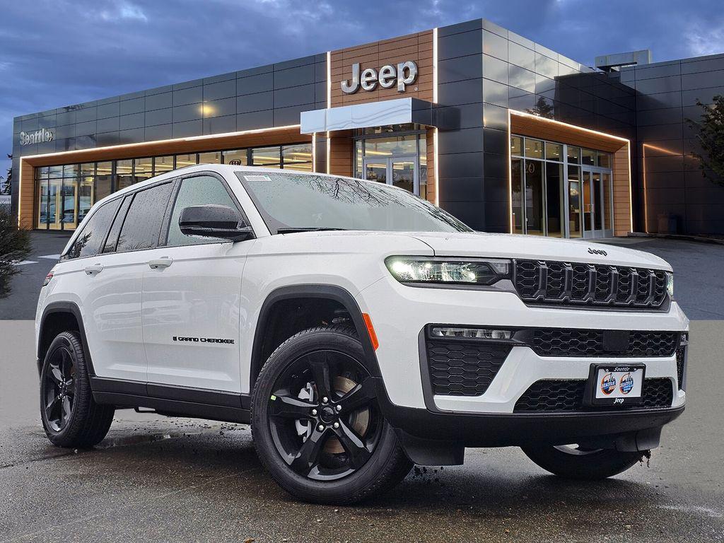new 2026 Jeep Grand Cherokee car, priced at $44,585