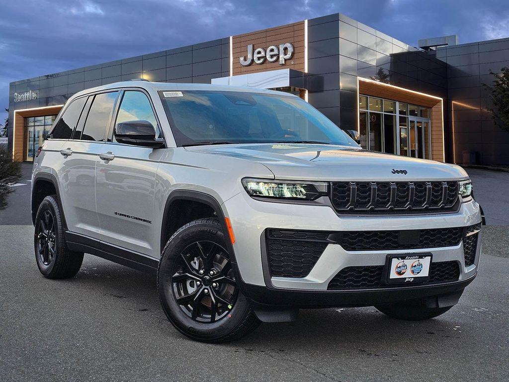 new 2026 Jeep Grand Cherokee car, priced at $48,250
