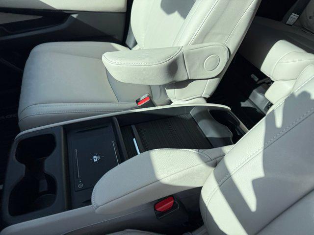 new 2026 Honda Odyssey car, priced at $45,250