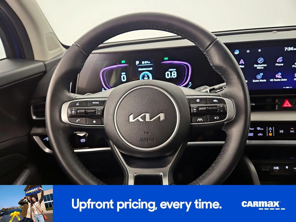 used 2025 Kia Sportage car, priced at $27,998