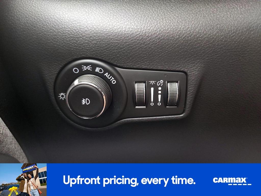 used 2022 Jeep Compass car, priced at $23,998