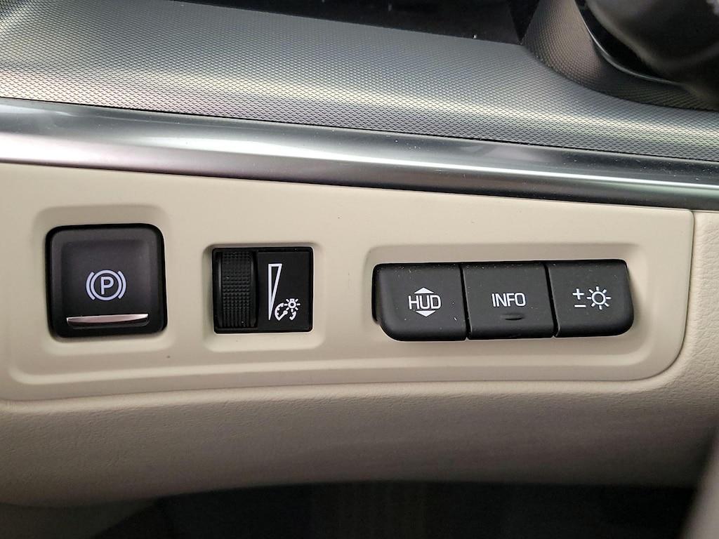 used 2022 Cadillac XT5 car, priced at $32,998