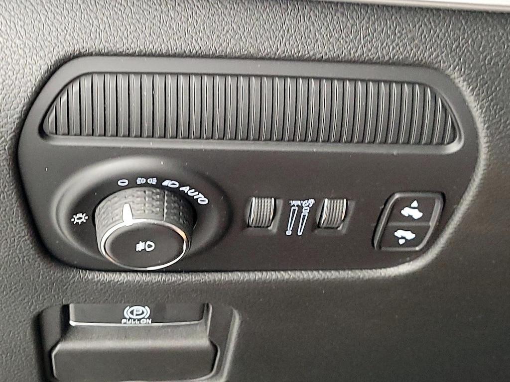 used 2022 Jeep Wagoneer car, priced at $47,998