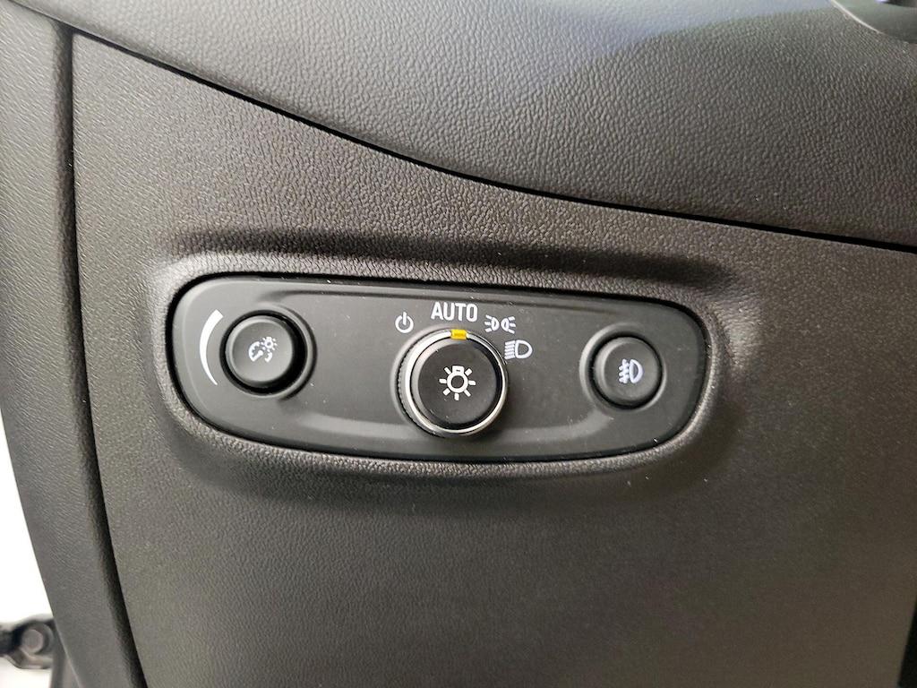 used 2021 Chevrolet Equinox car, priced at $19,998