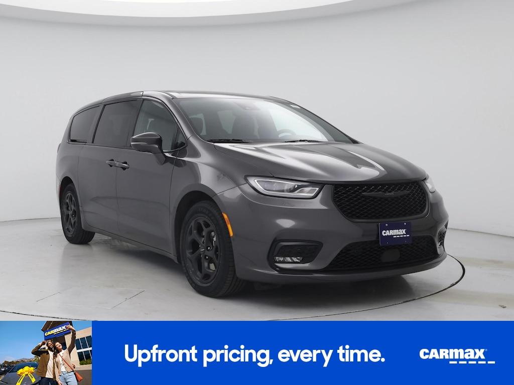 used 2022 Chrysler Pacifica Hybrid car, priced at $30,998