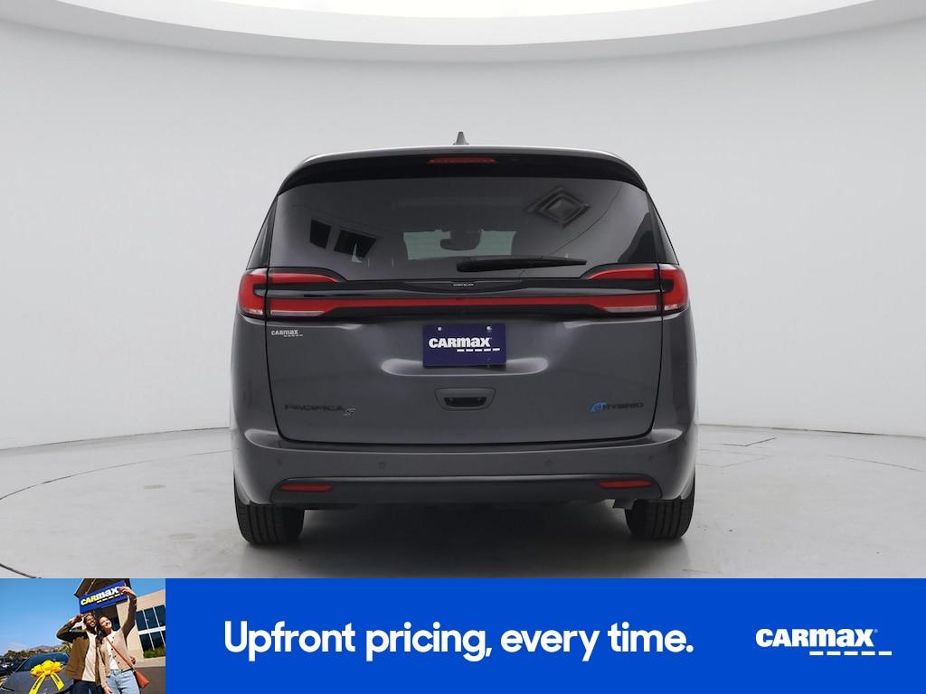 used 2022 Chrysler Pacifica Hybrid car, priced at $30,998