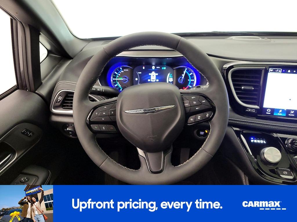 used 2022 Chrysler Pacifica Hybrid car, priced at $30,998