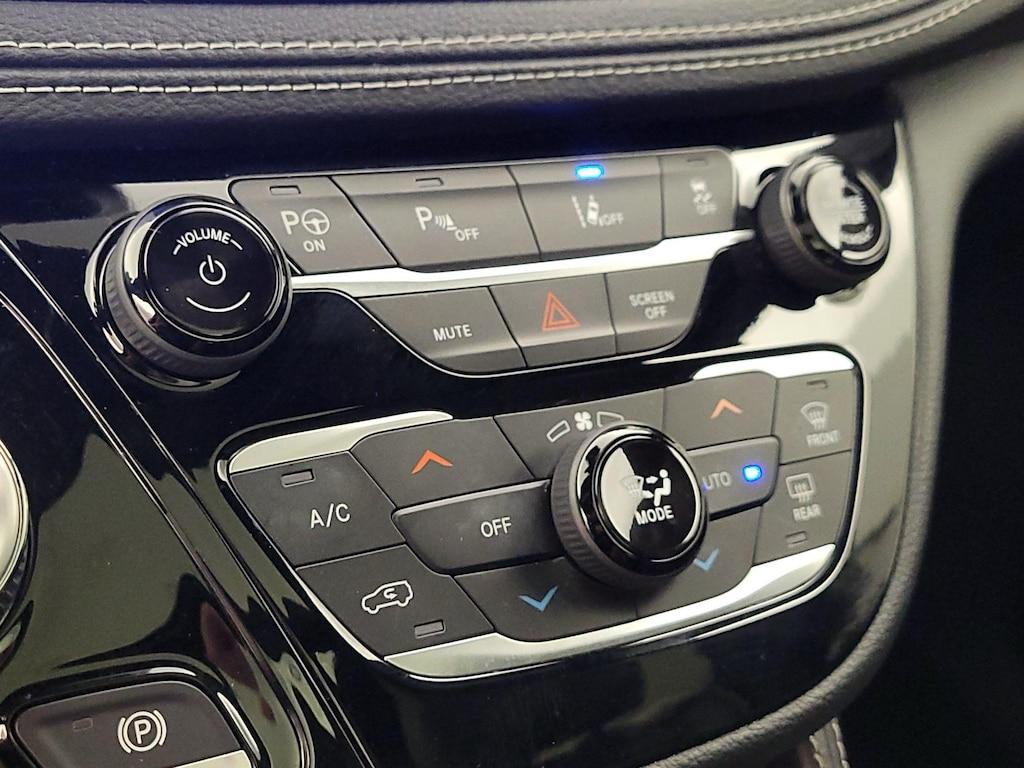 used 2022 Chrysler Pacifica Hybrid car, priced at $30,998