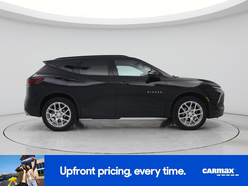 used 2024 Chevrolet Blazer car, priced at $30,998