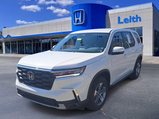used 2025 Honda Pilot car, priced at $42,988