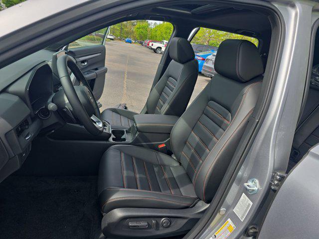 new 2026 Honda CR-V Hybrid car, priced at $41,675