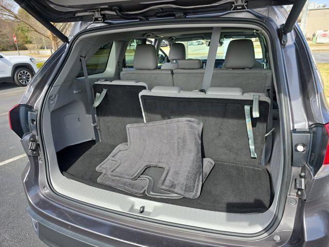 used 2017 Toyota Highlander car, priced at $23,997