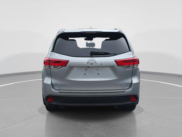 used 2018 Toyota Highlander car, priced at $22,985