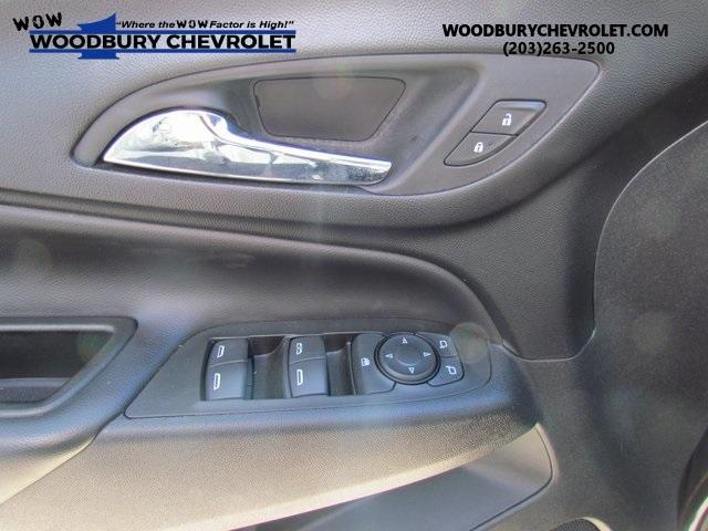 used 2022 Chevrolet Equinox car, priced at $20,499