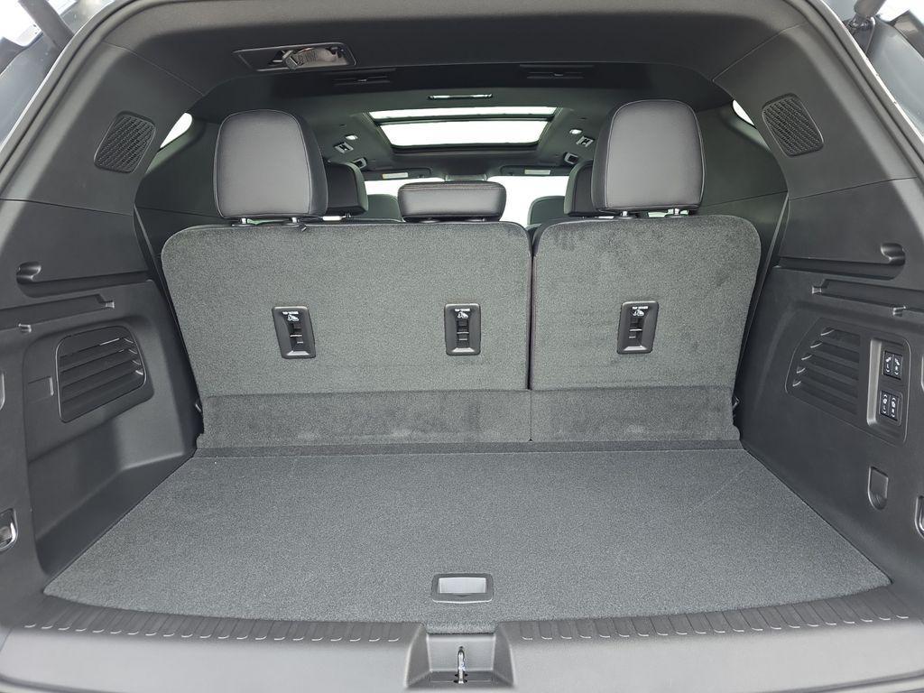 used 2026 Chevrolet Traverse car, priced at $59,575