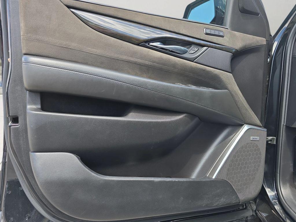 used 2019 Cadillac Escalade car, priced at $38,995