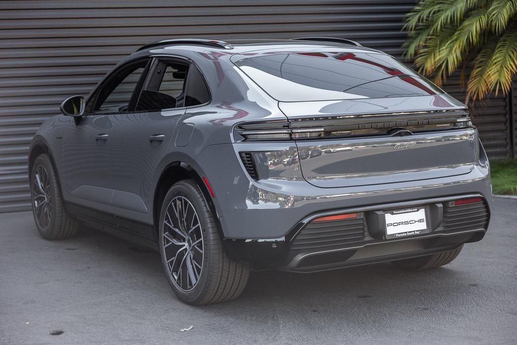 new 2025 Porsche Macan car, priced at $112,985