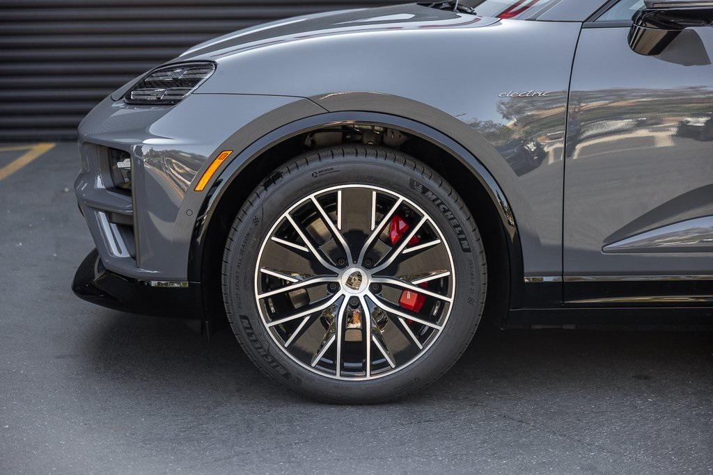 new 2025 Porsche Macan car, priced at $112,985