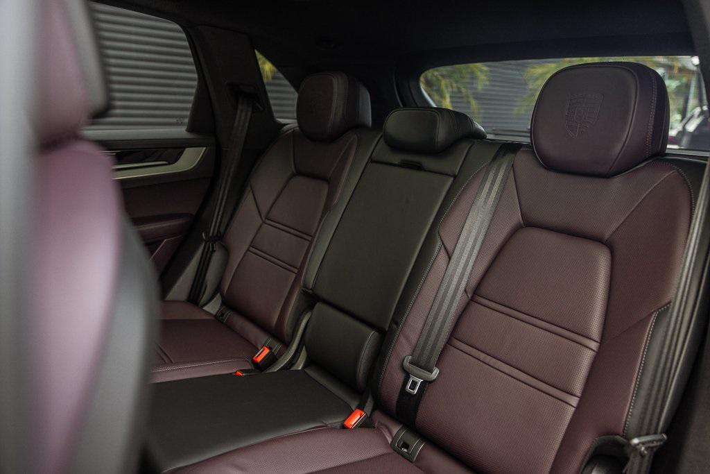 used 2025 Porsche Cayenne car