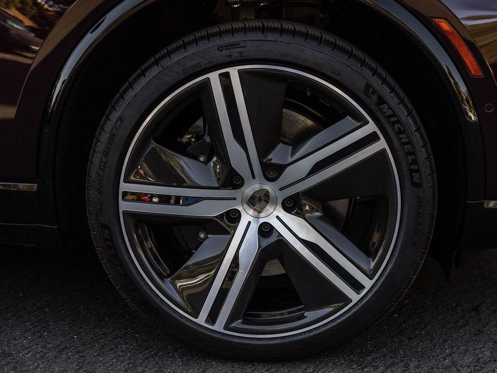 new 2025 Porsche Macan car, priced at $119,998