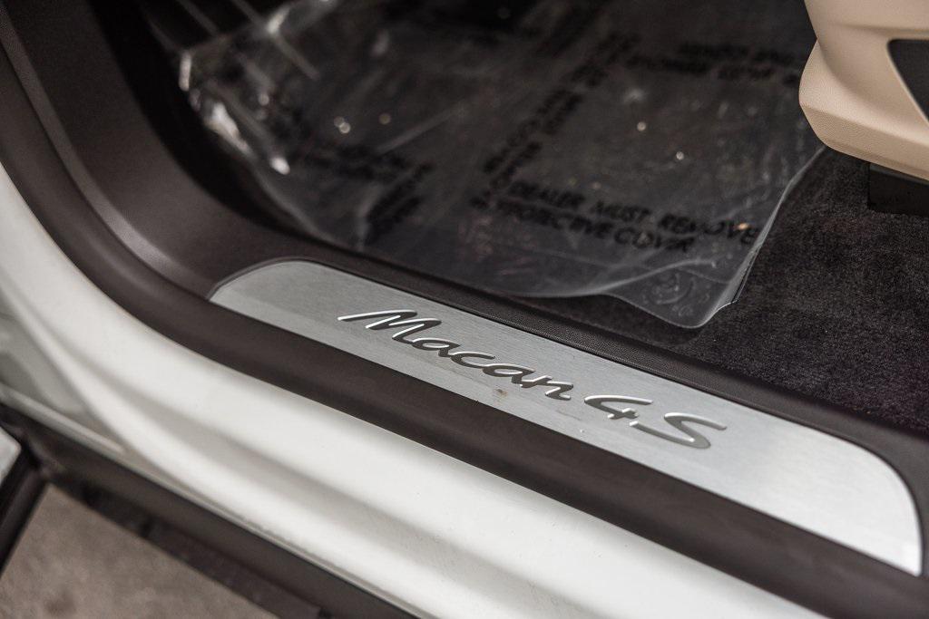 new 2025 Porsche Macan car, priced at $106,385