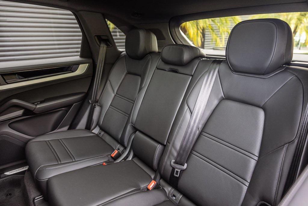 new 2026 Porsche Cayenne car