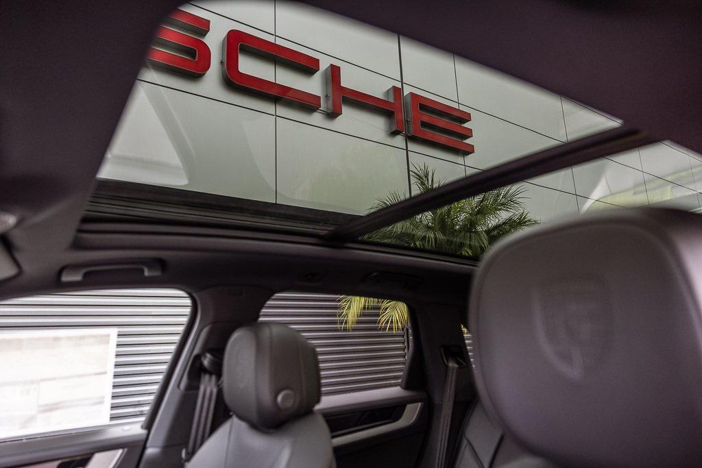 new 2026 Porsche Cayenne car