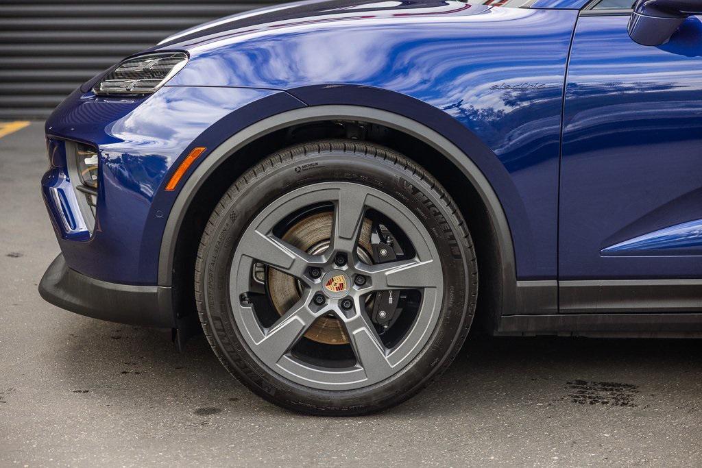 used 2025 Porsche Macan car, priced at $88,998