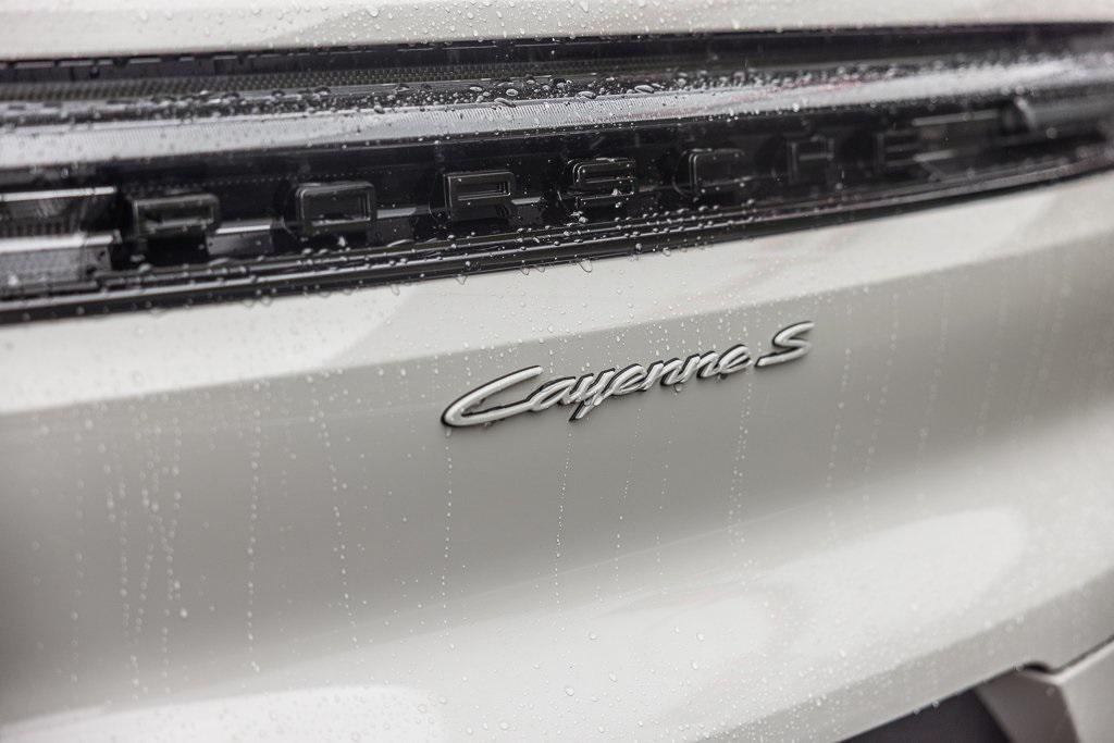 new 2026 Porsche Cayenne car, priced at $139,790