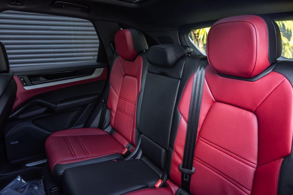 used 2026 Porsche Cayenne car, priced at $100,998